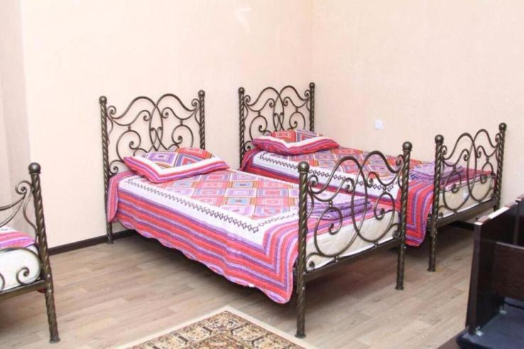 Brandhouse Hotel Бостери Екстериор снимка